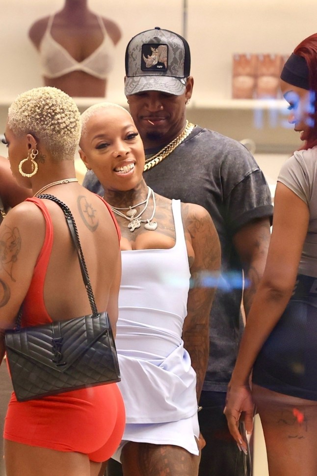 *EXCLUSIVE* Los Angeles, CA **WEB MUST CALL FOR PRIING** Singer Ne-Yo takes his 4 girlfriends, Cristina, Arielle, Moneii, and Bri on a shopping spree at SKIMS store in West Hollywood. Neyo spares no expense to keep his 4 girlfriends happy. Neyo, who made his polyamorous relationship public in March 2025, is seen enjoying the company of his 4 pretty curvy girlfriends as they shopped for sexy lingerie at Kim Kardashian???s SKIMS store. At one moment, Neyo is seen hugging one of his girlfriends while the others continue to shop. Pictured: Ne-Yo, Cristina, Arielle, Moneii, Bri BACKGRID USA 10 SEPTEMBER 2025 BYLINE MUST READ: BACKGRID USA: +1 310 798 9111 / usasales@backgrid.com UK: +44 208 344 2007 / uksales@backgrid.com *UK Clients - Pictures Containing Children Please Pixelate Face Prior To Publication*