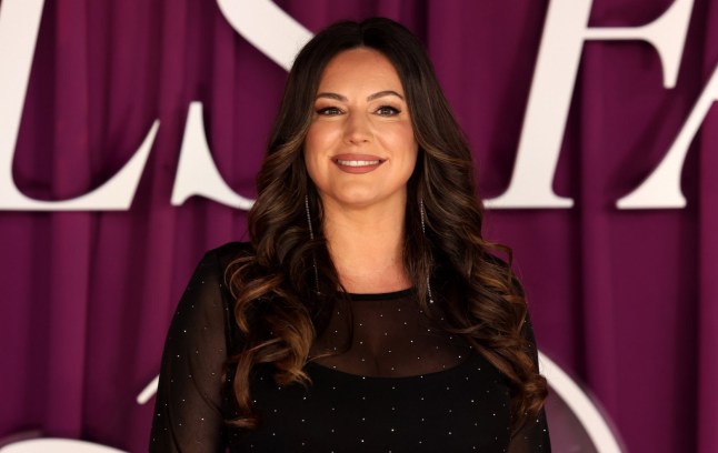 LONDON, ENGLAND - OCTOBER 22: Kelly Brook attends the "All's Fair" London Premiere at Odeon Luxe Leicester Square on October 22, 2025 in London, England. (Photo by Neil P. Mockford/Getty Images)