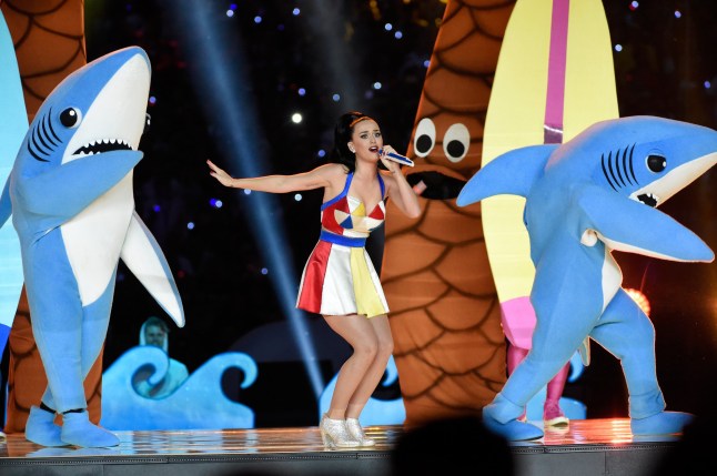 GLENDALE, AZ - FEBRUARY 01: Recording artist Katy Perry performs onstage during the Pepsi Super Bowl XLIX Halftime Show at University of Phoenix Stadium on February 1, 2015 in Glendale, Arizona. (Photo by Kevin Mazur/WireImage)